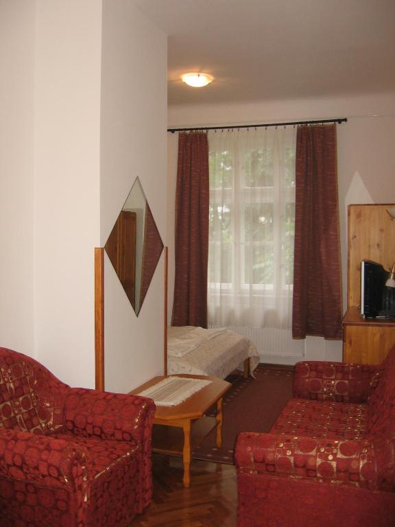 Mater Salvatoris House Godollo Quarto foto