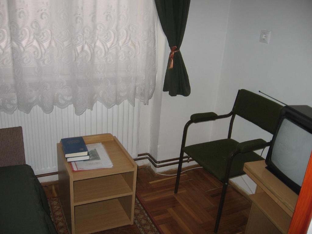 Mater Salvatoris House Godollo Quarto foto