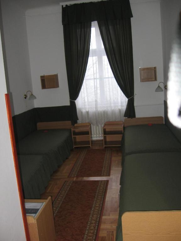 Mater Salvatoris House Godollo Quarto foto
