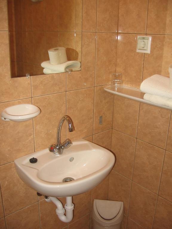 Mater Salvatoris House Godollo Quarto foto